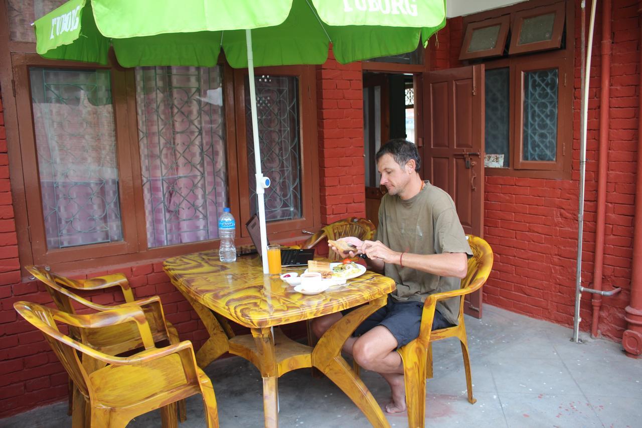 Travellers Dorm Bed & Breakfast Kathmandu Luaran gambar